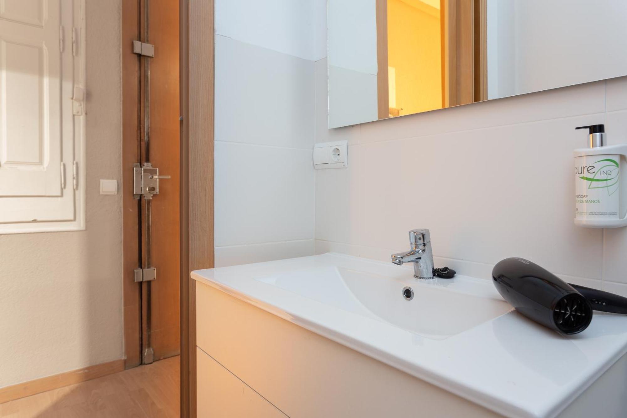 Key Barcelona Housing Διαμέρισμα Δωμάτιο φωτογραφία